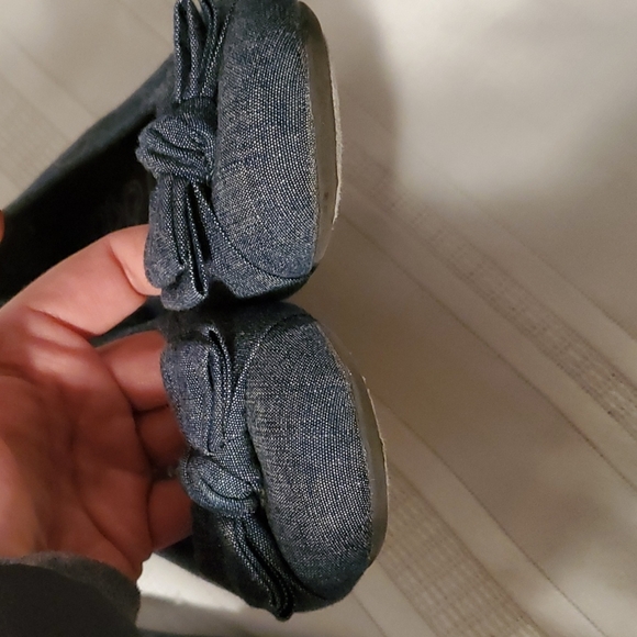 Childrens place 4 denim canvas shoes - Picture 6 of 7